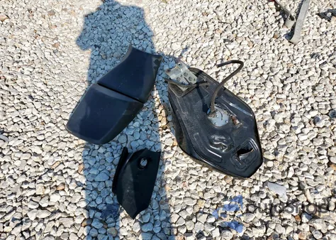 2007 Suzuki Gsf1250 S из США, поврежденный, VIN JS1GW72A572100079